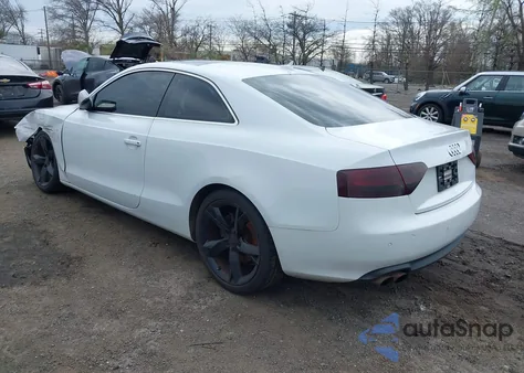2012 Audi A5 2.0T Premium z USA, uszkodzony, nr VIN WAULFAFR5CA021493